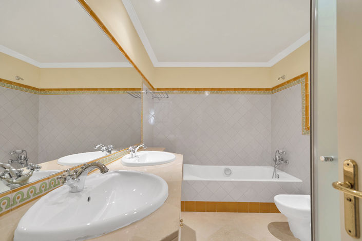 Image No.13-Maison de ville de 4 chambres à vendre à Benahavis