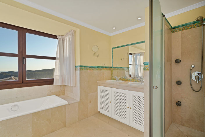 Image No.14-Maison de ville de 4 chambres à vendre à Benahavis