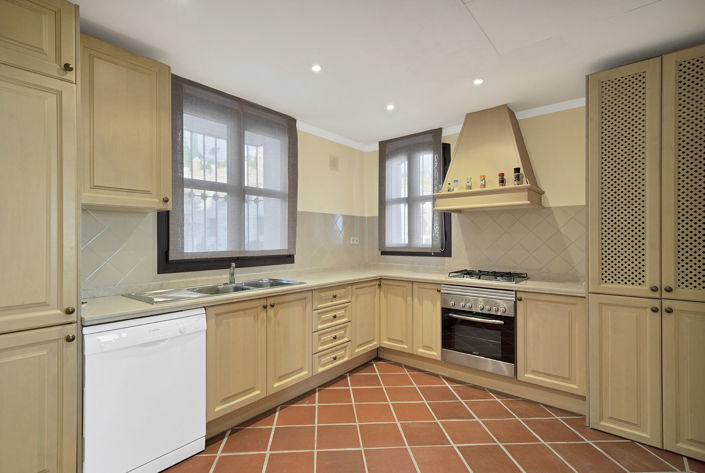 Image No.6-Maison de ville de 4 chambres à vendre à Benahavis