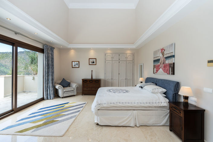 Image No.8-6 Bed Villa for sale