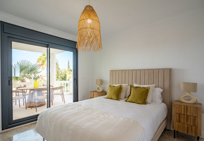 Image No.14-4 Bed Villa for sale