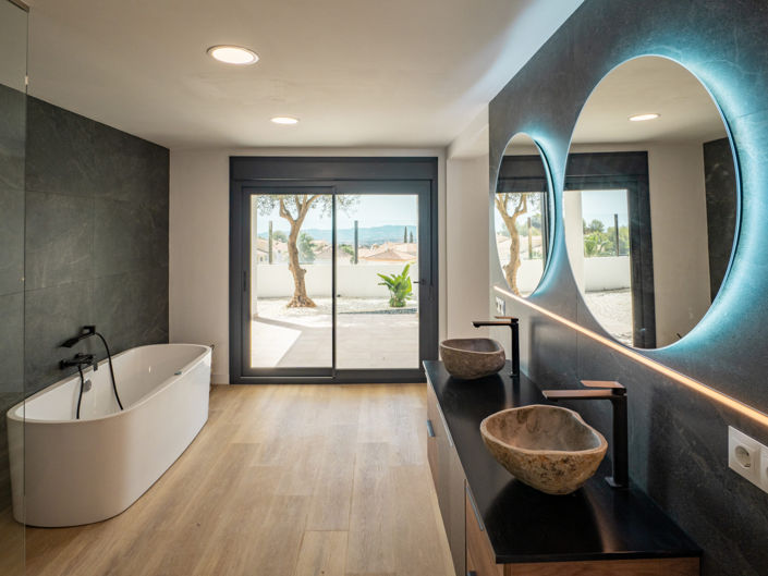 Image No.26-4 Bed Villa for sale