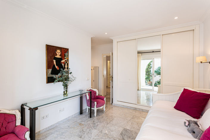 Image No.14-5 Bed Villa for sale