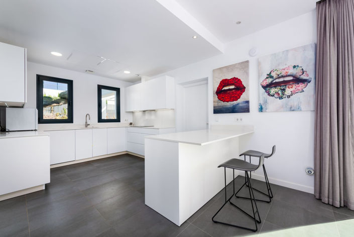 Image No.6-Villa de 4 chambres à vendre à Estepona