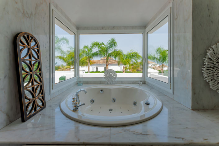 Image No.14-5 Bed Villa for sale