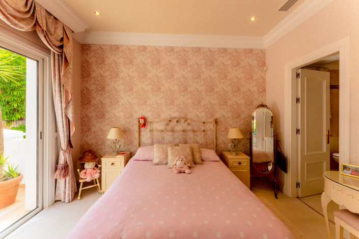 Image No.18-5 Bed Villa for sale