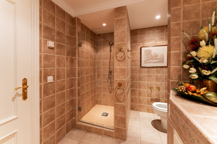 Image No.22-5 Bed Villa for sale