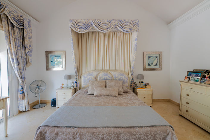 Image No.27-5 Bed Villa for sale