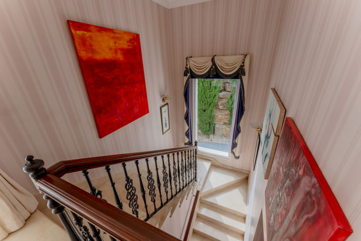 Image No.9-5 Bed Villa for sale