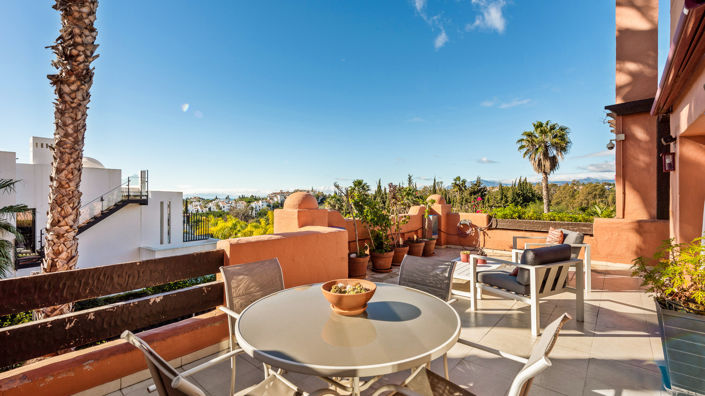 Image No.1-4 Bed Townhouse for sale