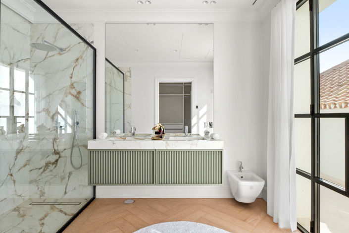 Image No.13-5 Bed Villa for sale