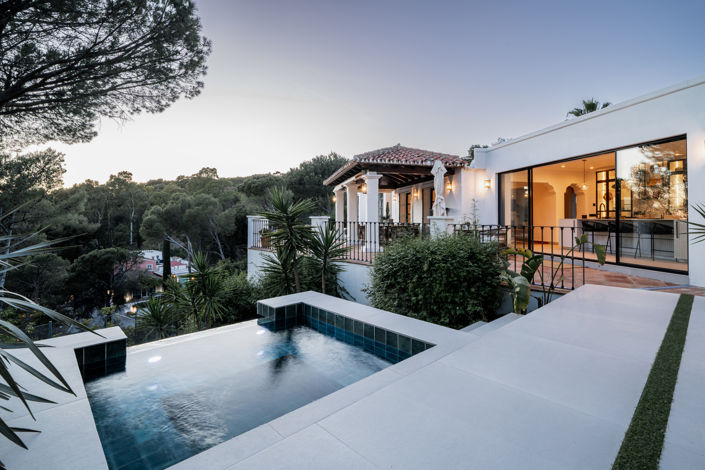 Image No.1-4 Bed Villa for sale