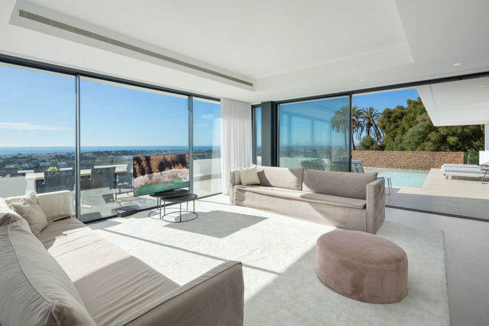 Image No.2-4 Bed Villa for sale