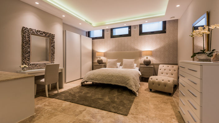 Image No.17-5 Bed Villa for sale