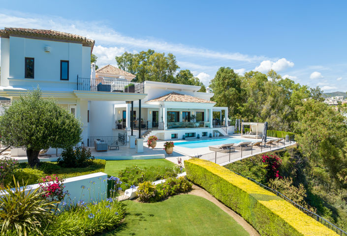 Image No.1-7 Bed Villa for sale