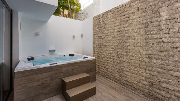 Image No.25-4 Bed Villa for sale