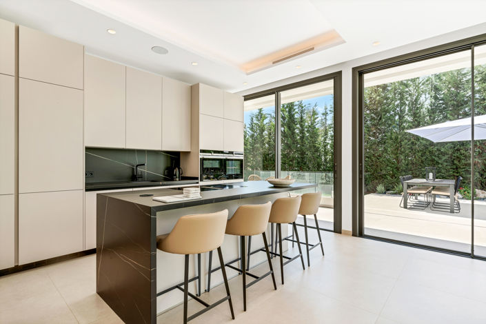 Image No.5-4 Bed Villa for sale