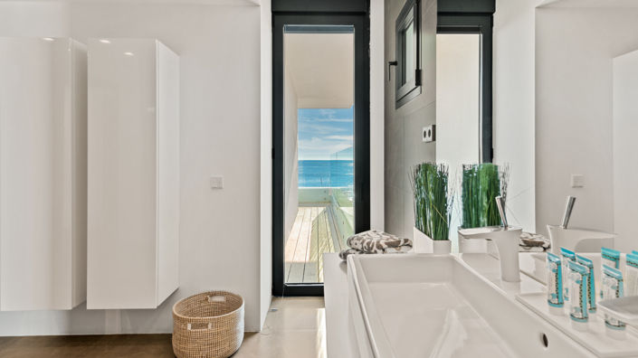 Image No.20-6 Bed Villa for sale