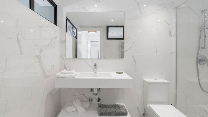 Image No.18-5 Bed Villa for sale