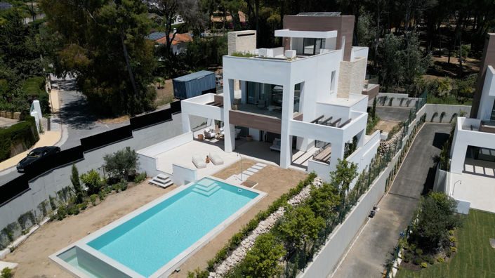 Image No.1-4 Bed Villa for sale