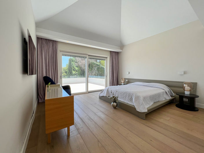 Image No.27-5 Bed Villa for sale