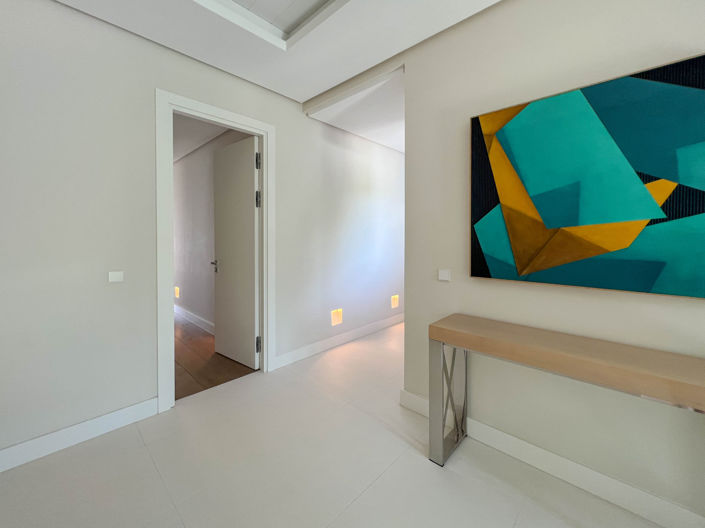 Image No.33-5 Bed Villa for sale