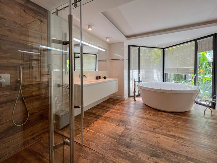 Image No.38-5 Bed Villa for sale