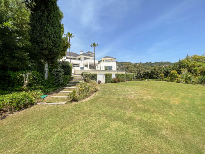 Image No.41-5 Bed Villa for sale