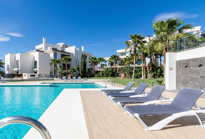 Image No.16-2 Bed Property for sale