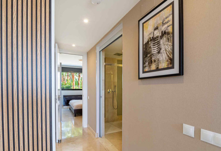 Image No.8-2 Bed Property for sale