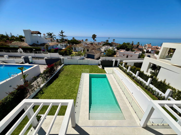 Image No.28-6 Bed Villa for sale