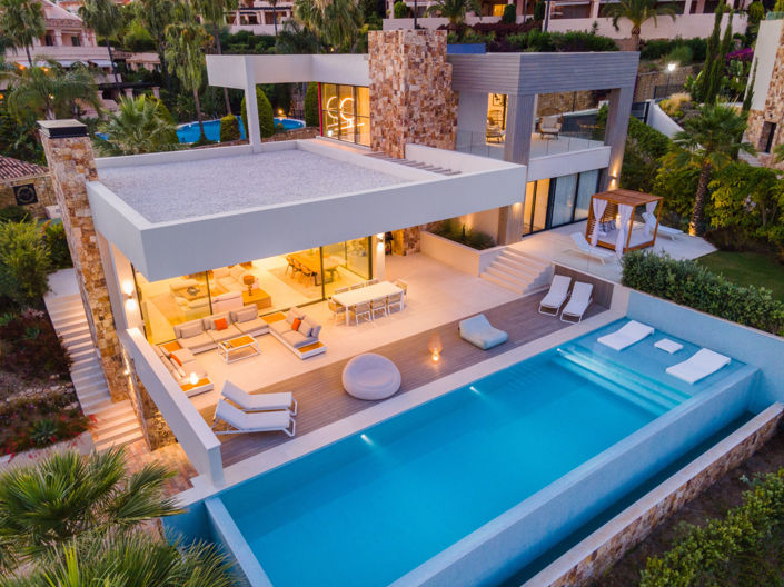 Image No.1-5 Bed Villa for sale