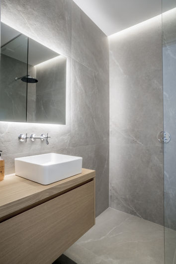 Image No.18-3 Bed Apartment for sale