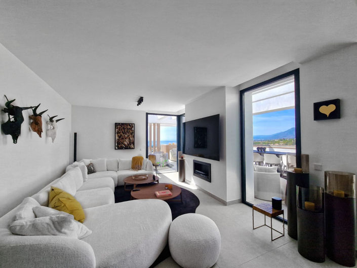 Image No.2-4 Bed Penthouse for sale