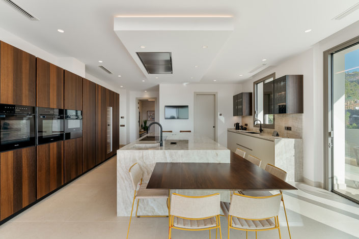 Image No.4-6 Bed Villa for sale