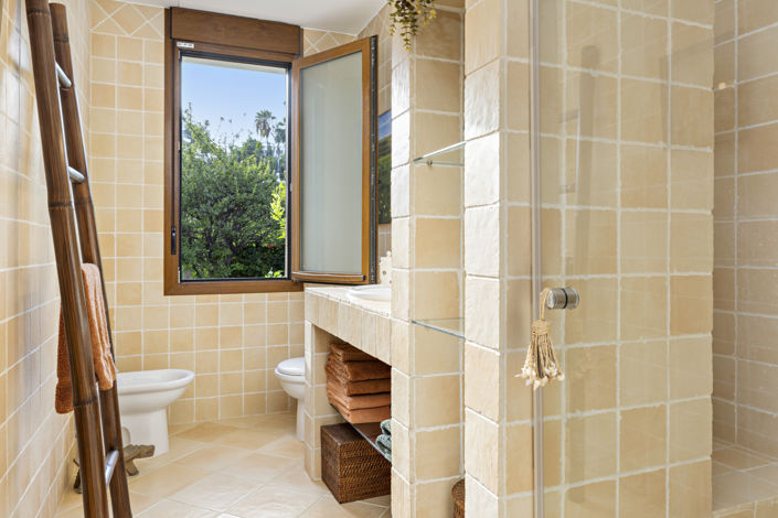 Image No.9-4 Bed Villa for sale