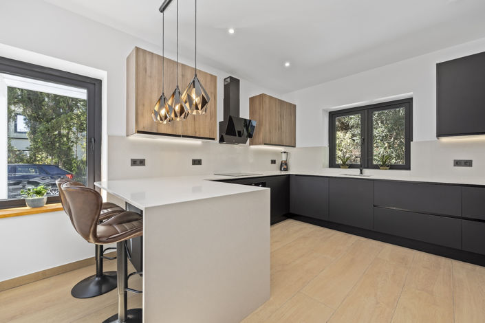 Image No.11-5 Bed Villa for sale