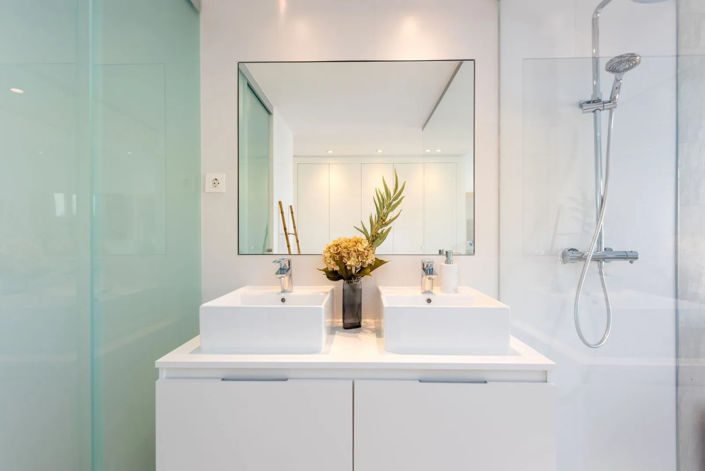 Image No.13-2 Bed Property for sale