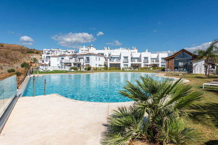 Image No.18-2 Bed Property for sale