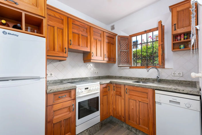 Image No.6-Maison de ville de 2 chambres à vendre à Marbella