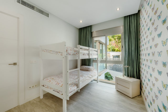 Image No.8-3 Bed Townhouse for sale