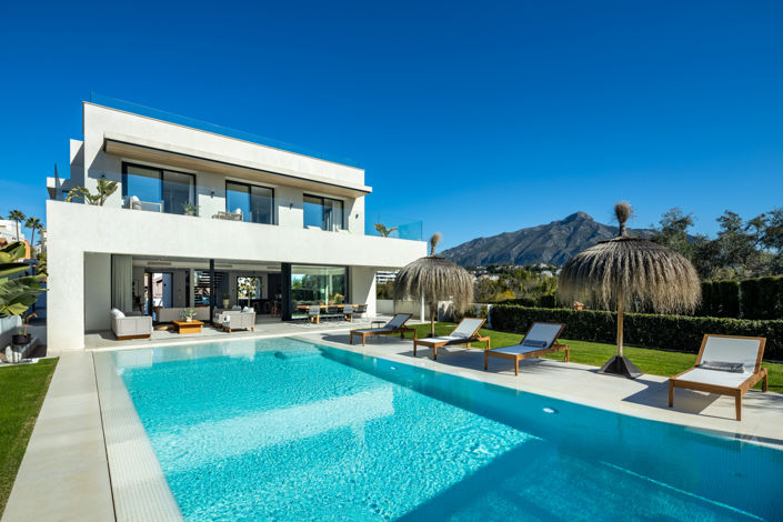 Image No.1-5 Bed Villa for sale