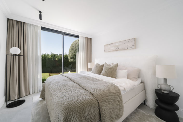 Image No.9-5 Bed Villa for sale