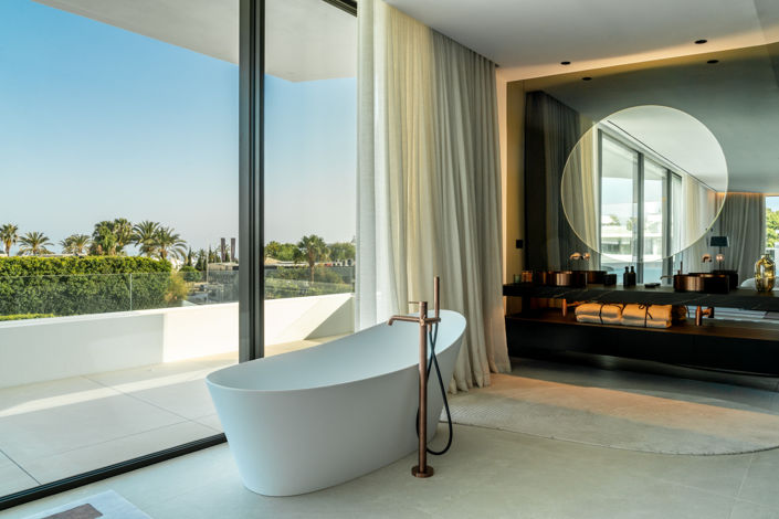 Image No.11-5 Bed Villa for sale