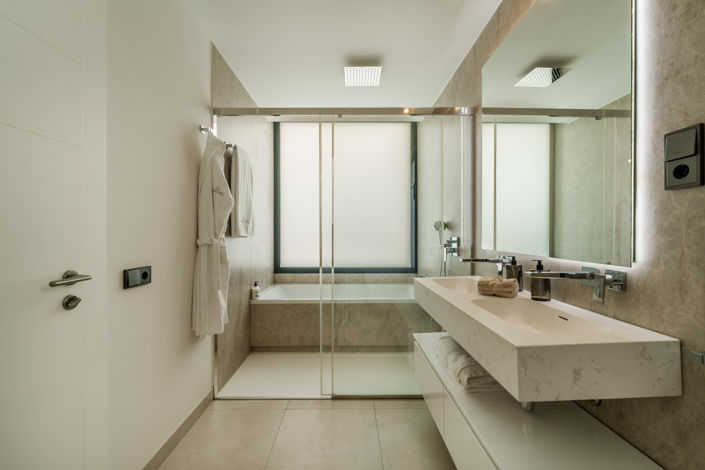 Image No.9-5 Bed Townhouse for sale