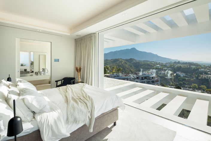 Image No.8-6 Bed Villa for sale