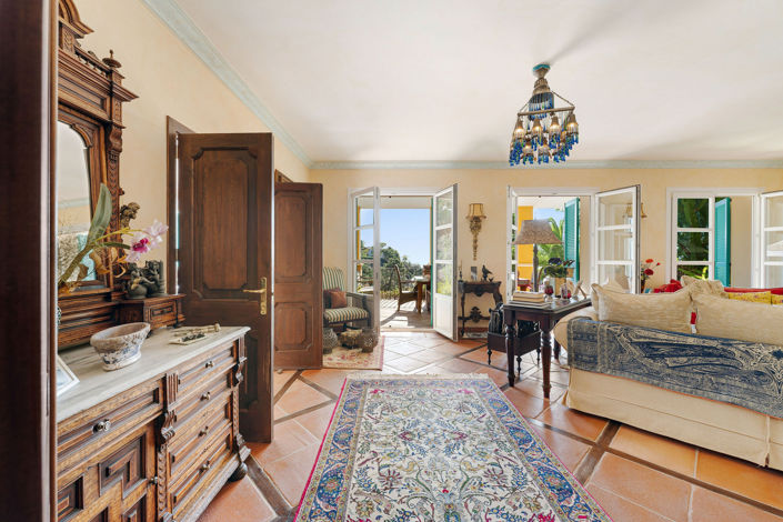 Image No.3-4 Bed Villa for sale