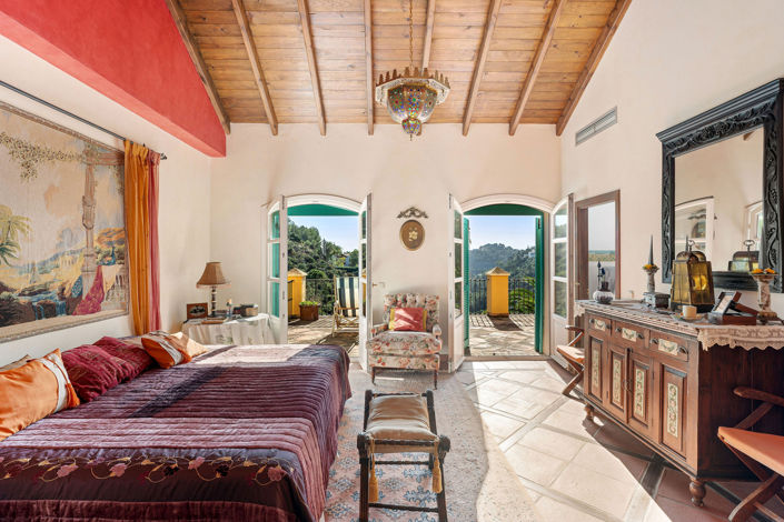 Image No.8-4 Bed Villa for sale