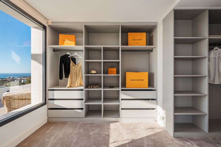 Image No.11-6 Bed Villa for sale