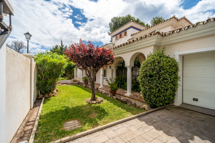 Image No.27-5 Bed Villa for sale